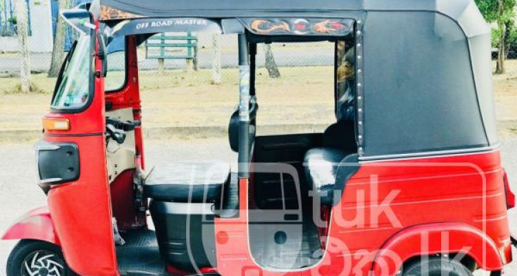BAJAJ 2016 4 STROKE