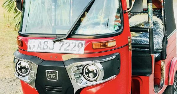 BAJAJ 2016 4 STROKE