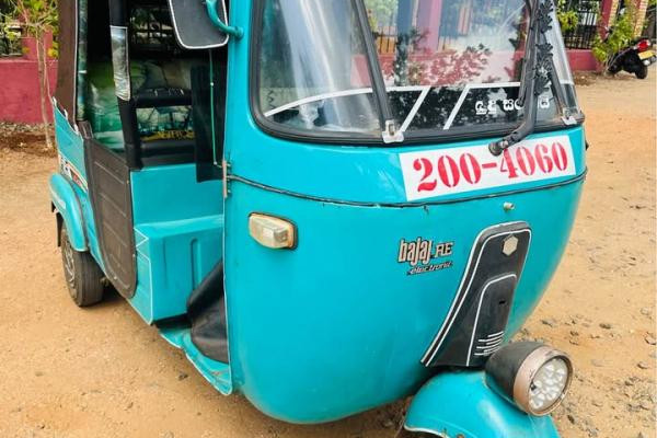 BAJAJ 1995 2 STROKE