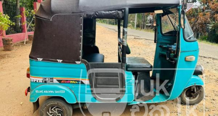 BAJAJ 1995 2 STROKE