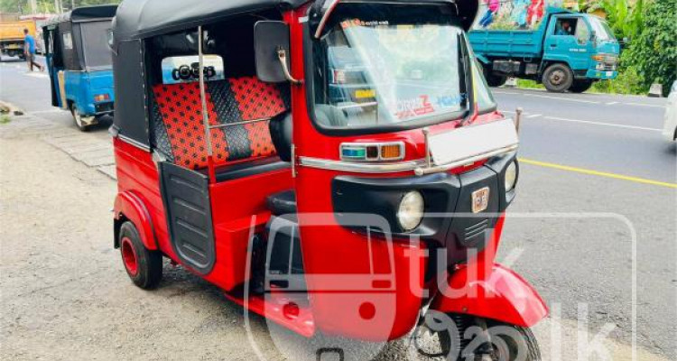 BAJAJ 2015 4 STROKE