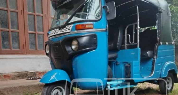 BAJAJ 2015 4 STROKE