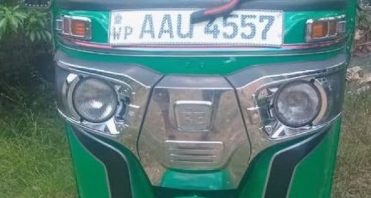 BAJAJ 2014 4 STROKE