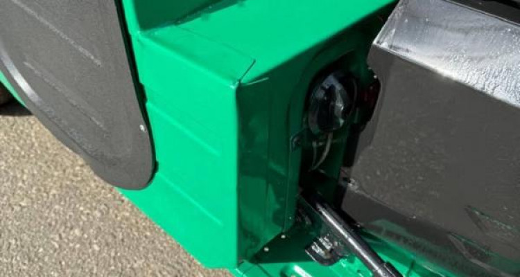 BAJAJ 2016 4 STROKE