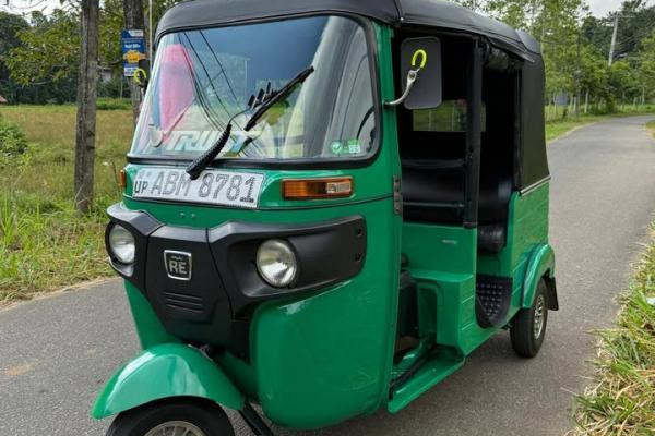 BAJAJ 2016 4 STROKE