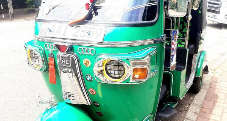 BAJAJ 2013 4 STROKE
