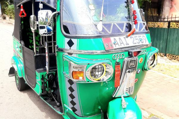 BAJAJ 2013 4 STROKE