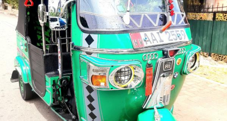 BAJAJ 2013 4 STROKE
