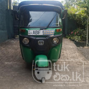 BAJAJ 2015 4 STROKE