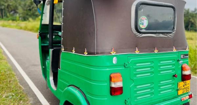 BAJAJ 2005 2 STROKE