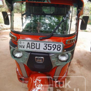 BAJAJ 2019 4 STROKE