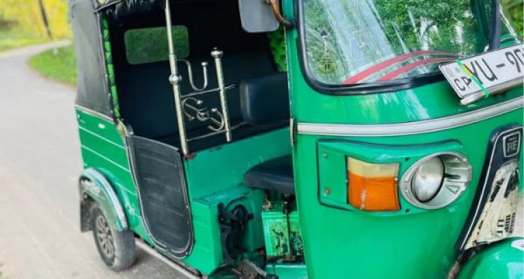 BAJAJ 2011 4 STROKE