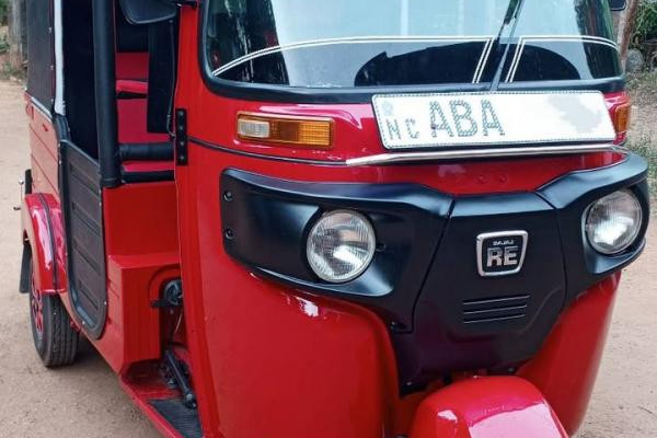 BAJAJ 2015 4 STROKE