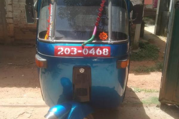 BAJAJ 1995 2 STROKE