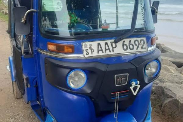 BAJAJ 2014 4 STROKE