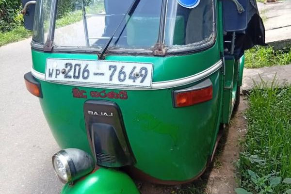BAJAJ 1999 2 STROKE