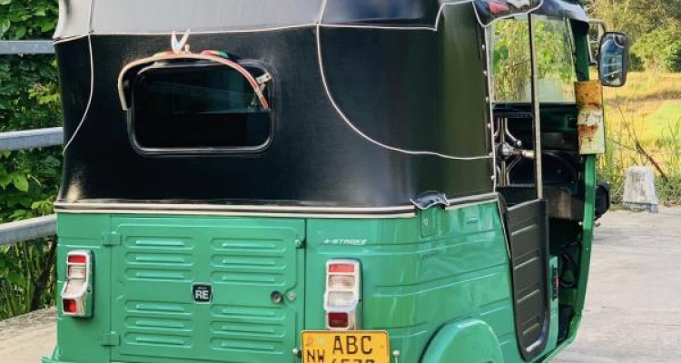 BAJAJ 2015 4 STROKE