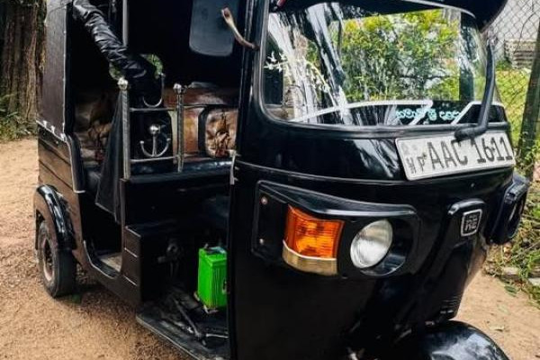 BAJAJ 2012 4 STROKE