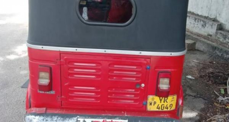 BAJAJ 4 STROKE 2011