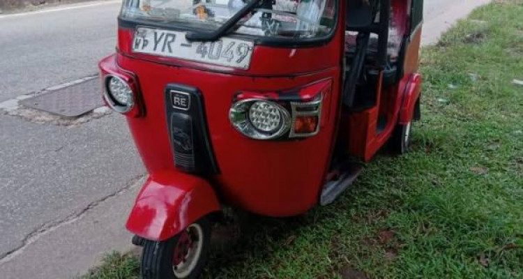 BAJAJ 4 STROKE 2011