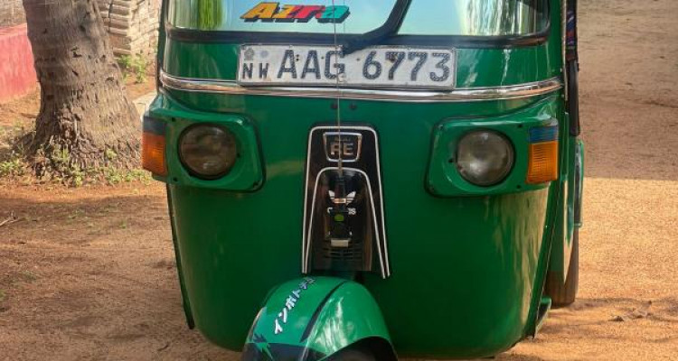 BAJAJ 2013 4 STROKE