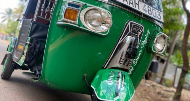 BAJAJ 2013 4 STROKE