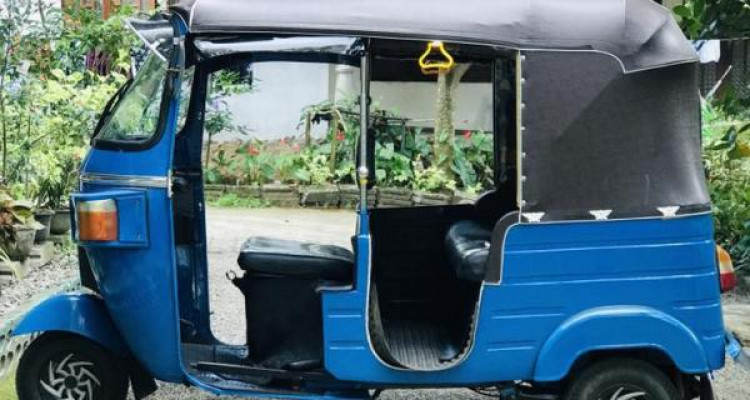 BAJAJ 2013 4 STROKE