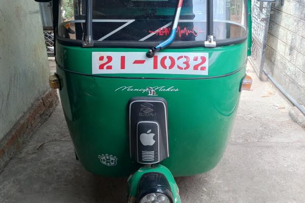 BAJAJ 1992 2 STROKE