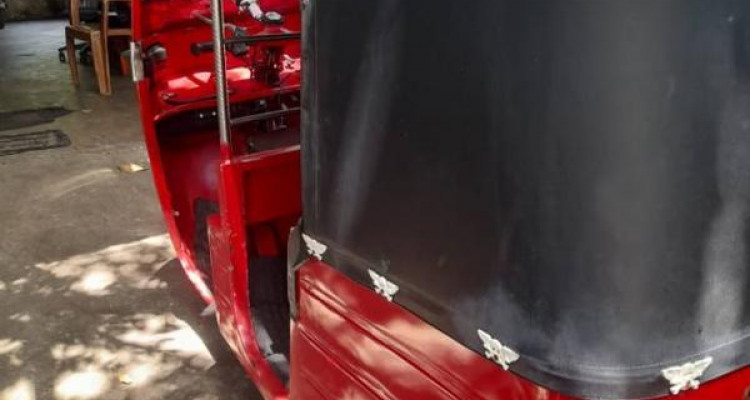 BAJAJ 2006 2 STROKE