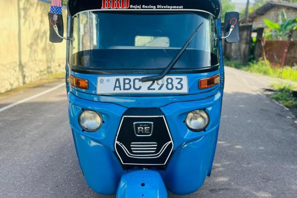 BAJAJ 2015 4 STROKE