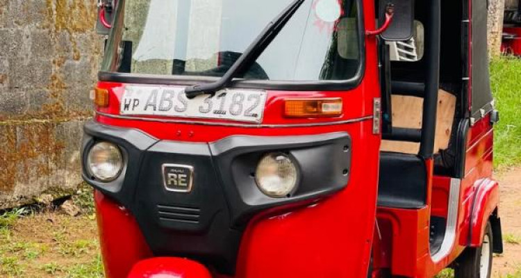 BAJAJ 2018 4 STROKE