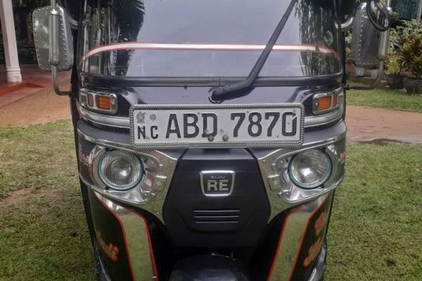 BAJAJ 2015 4 STROKE
