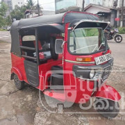 BAJAJ 2019 4 STROKE