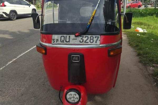 BAJAJ 2009 4 STROKE