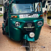 BAJAJ 2015 4 STROKE