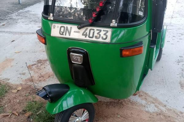 BAJAJ 2007 4 STROKE