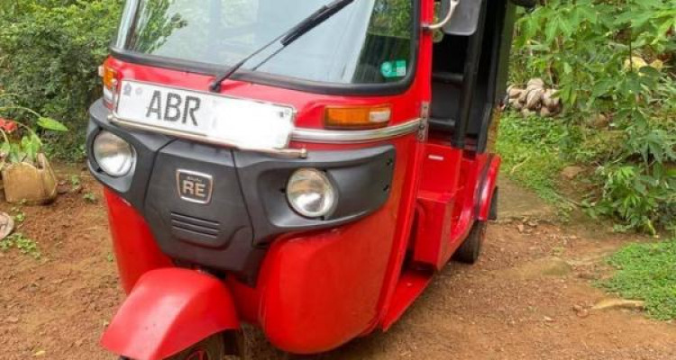 BAJAJ 2018 4 STROKE