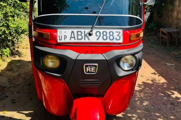 BAJAJ 2016 4 STROKE