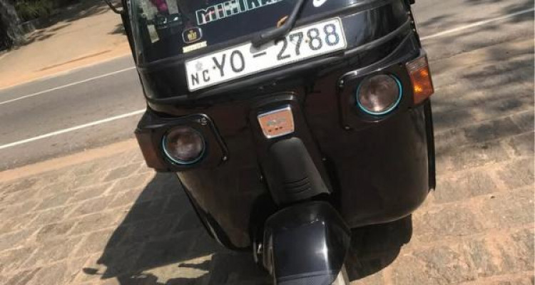 BAJAJ 2011 4 STROKE