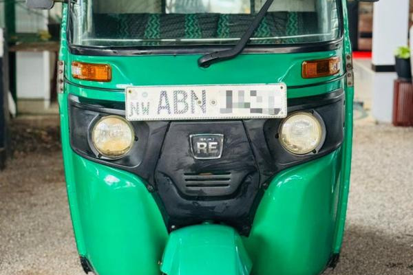 BAJAJ 2016 4 STROKE
