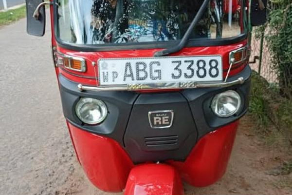 BAJAJ 2015 4 STROKE